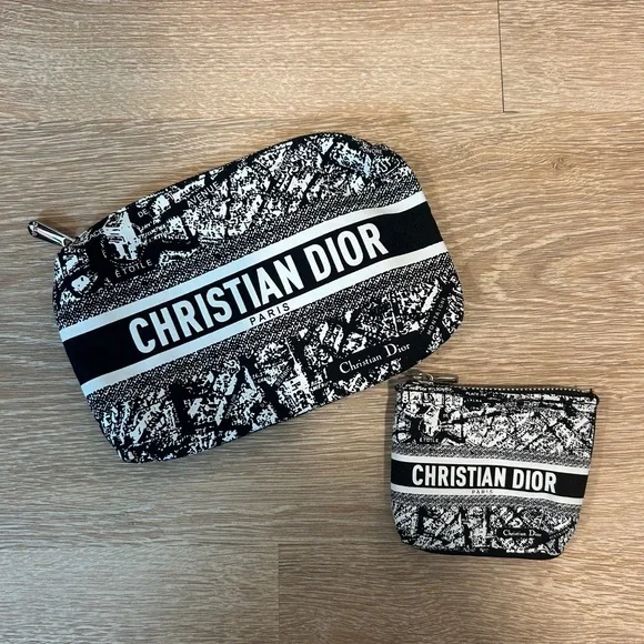 Dior Black and White Mini Bag - Picture 3 of 3